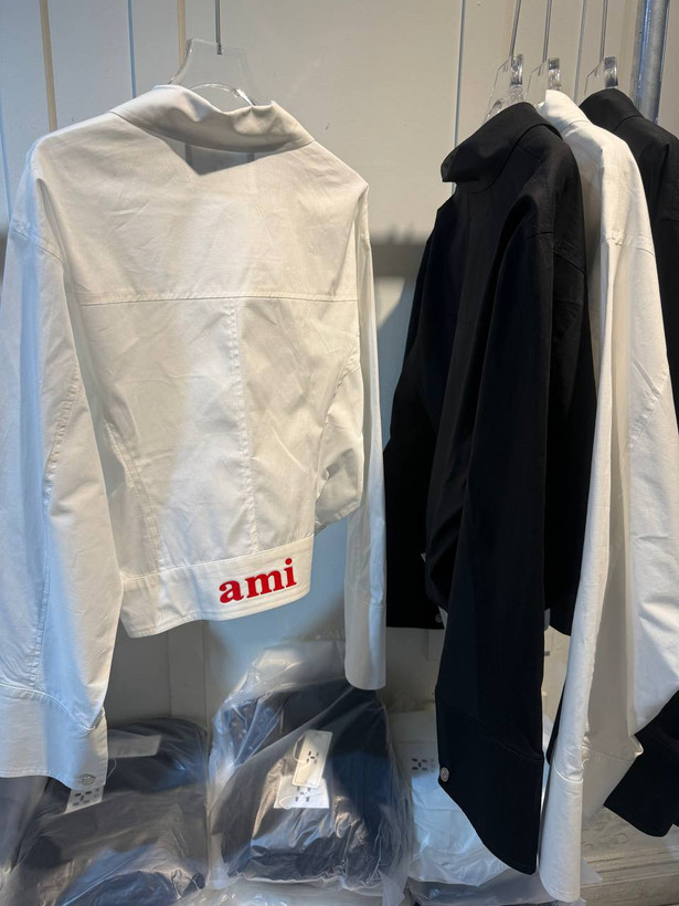 شومیز زیپ دار طرح Ami / g.goose