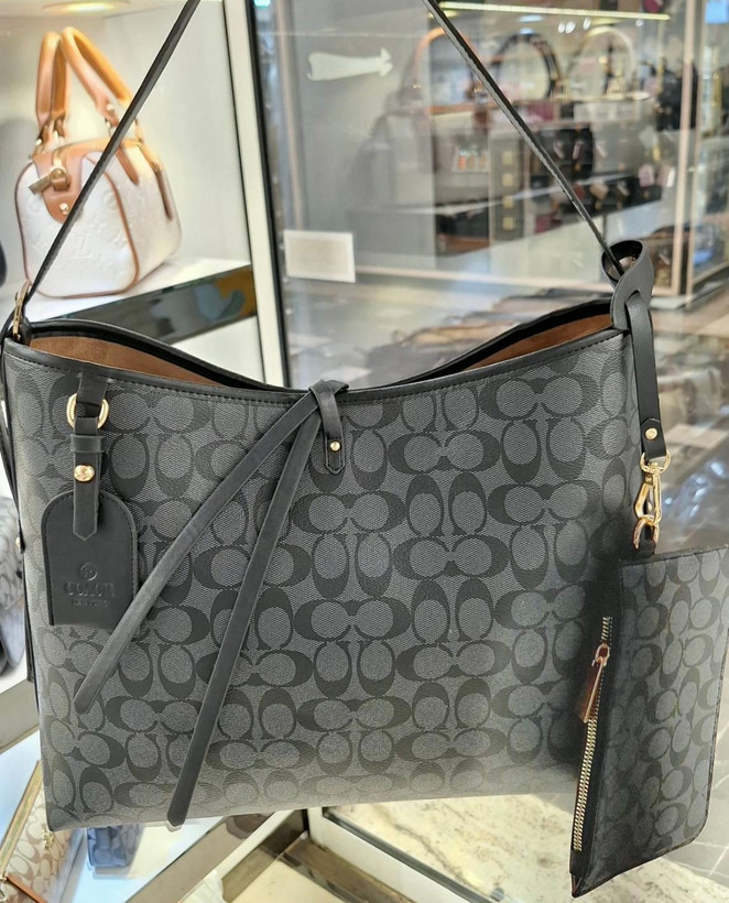 کیف دوشی مستر کوالیتی coach /LV /MK